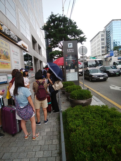 明洞から仁川空港までリムジンバス6015を利用！乗り場・乗り方は？